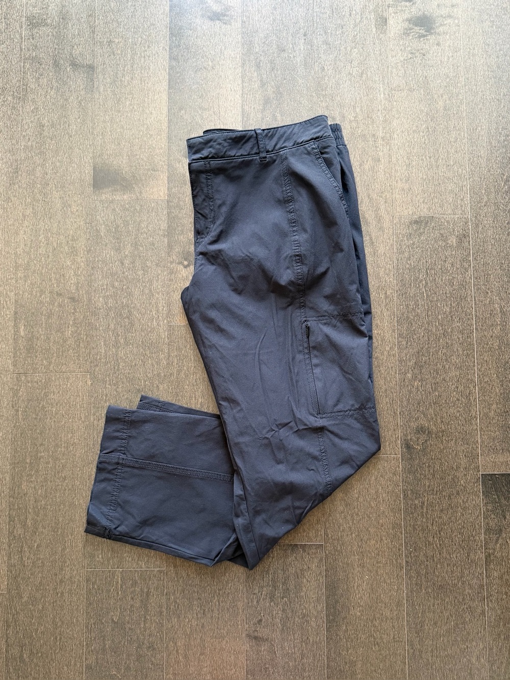 Kirkland Cargo Capris
